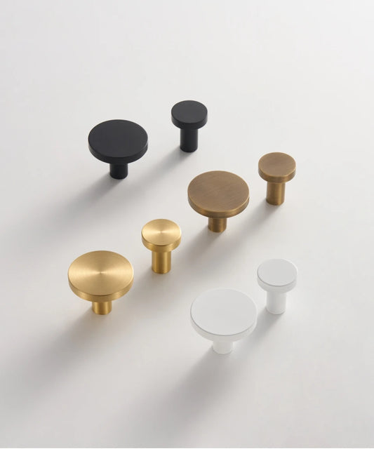 Circular Gold Black Antique Knob - Knobsy