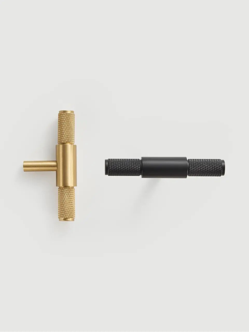 Knurled Diamond British Modern T-bar Handle - Knobsy