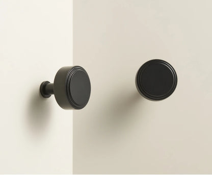 Plain Matte Black T-bar Handle - Knobsy